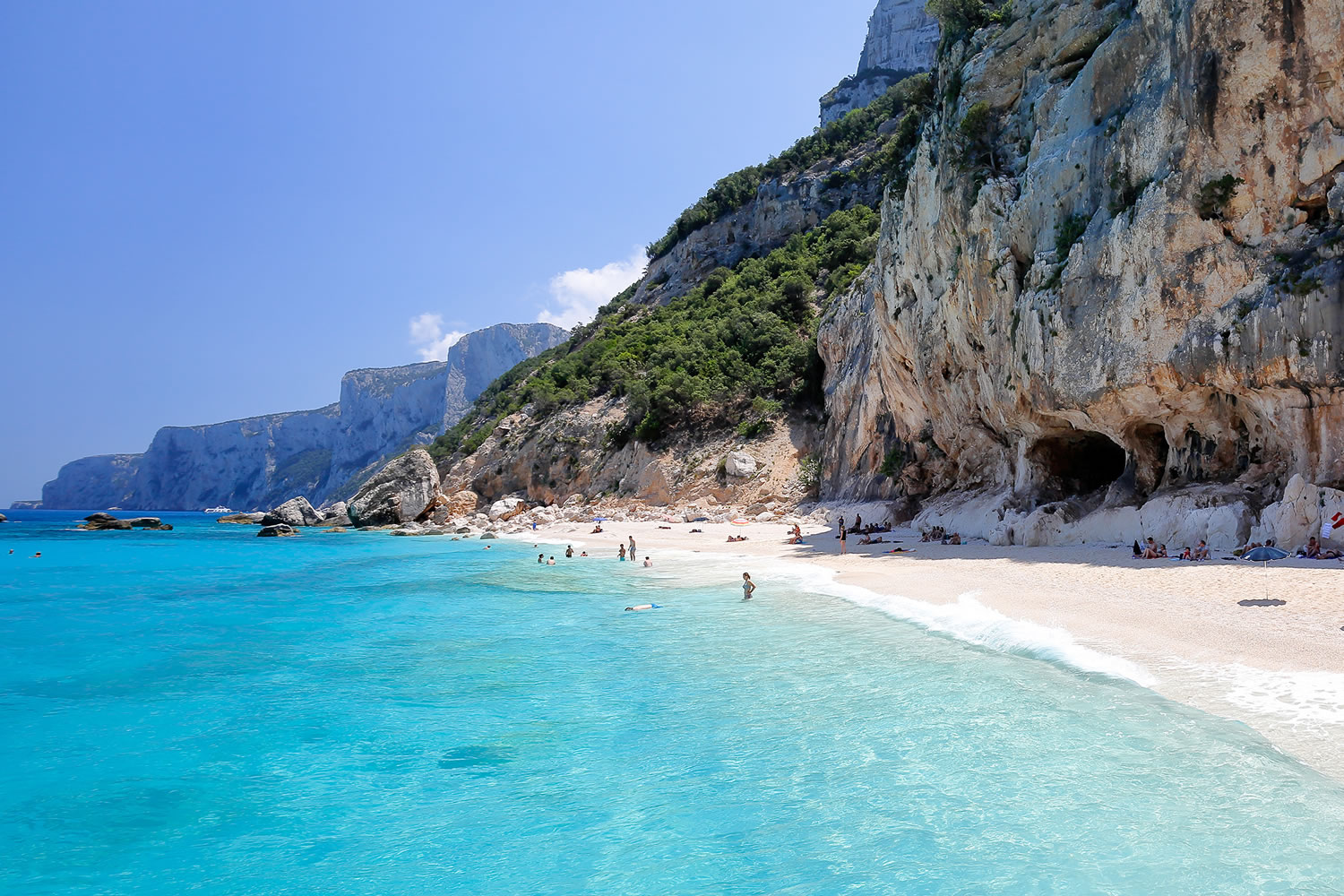 The beaches of the Baunei Coast reachable from the hotel Goloritzè